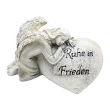 Polyresin-Engel an Herz mit Trauerspruch angeschmiegt, 15xh8cm, grau-antik, Grabschmuck, Grabdekoration - luterne.shop