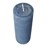 Wiedemann Rustik Stumpenkerze 160x68 mm in Graublau – Rußarm, durchgefärbt & ideal für stilvolle Dekoration