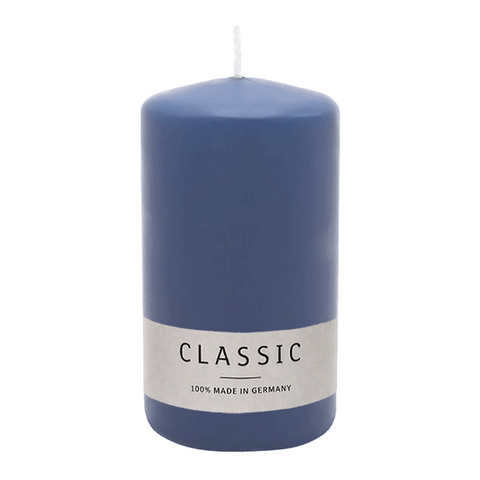 Stumpenkerze aus Paraffin, Polarblau, WENZEL, 100/60 mm, Brenndauer ca. 29h, selbstverlöschend