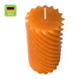 Stumpenkerze aus Paraffin, gedreht, Safran, 140/70 mm, WENZEL, Brenndauer ca. 69h, Spiralkerze - luterne.shop