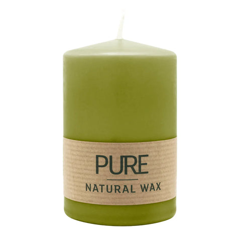 100% PURE, NATURAL WAX, Stumpenkerze, Olive, WENZEL, 90/60 mm, Brenndauer ca. 25h, 100% plastikfrei - luterne.shop